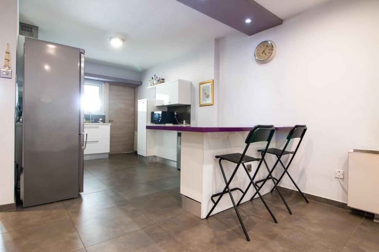 2-Bedroom Appartment In Center Nicosie Extérieur photo